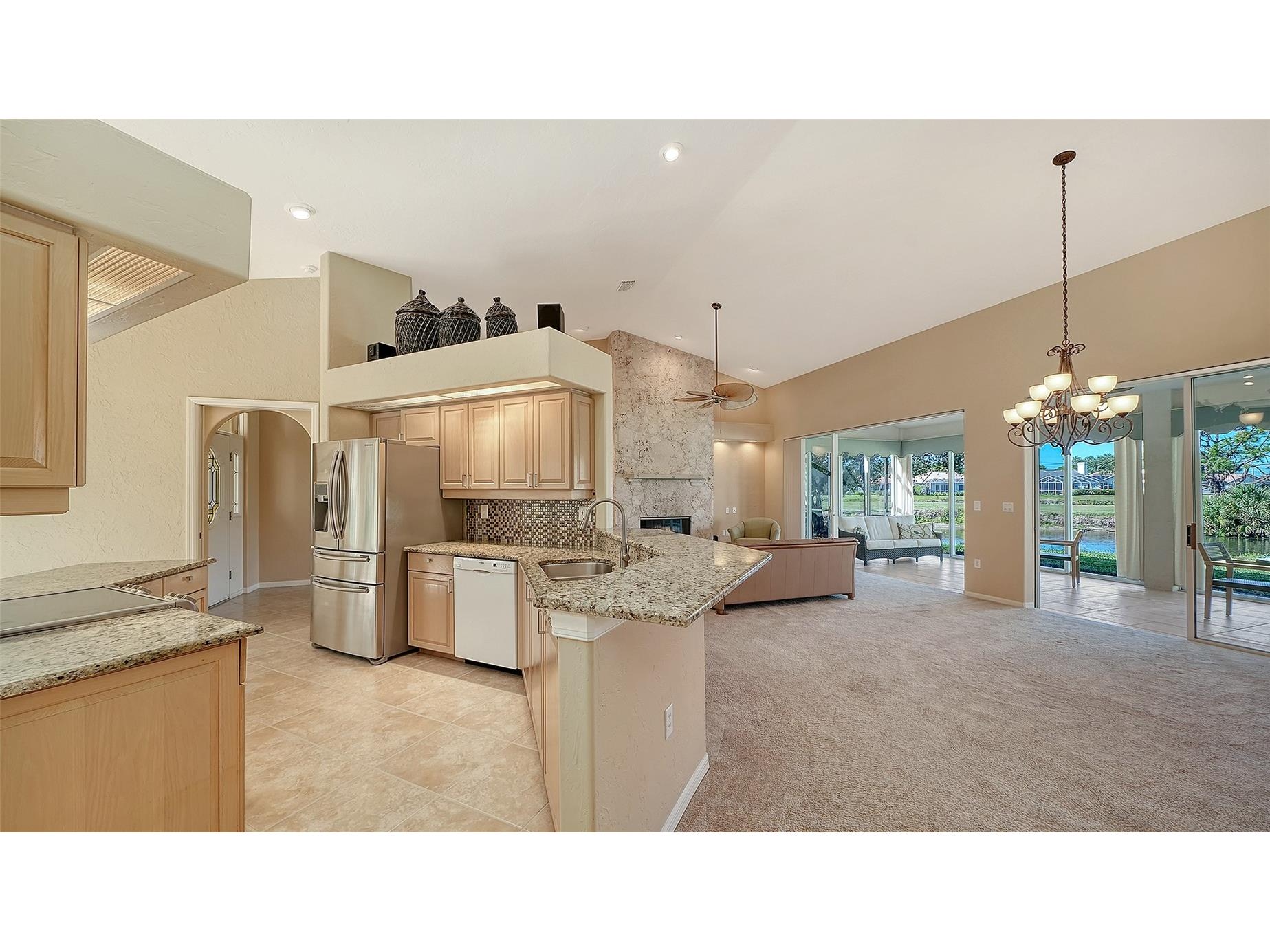2869 Sandringham Place Sarasota FL 34235 A4691164 image12