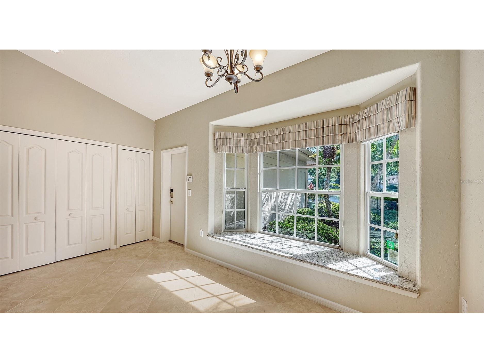 2869 Sandringham Place Sarasota FL 34235 A4691164 image13