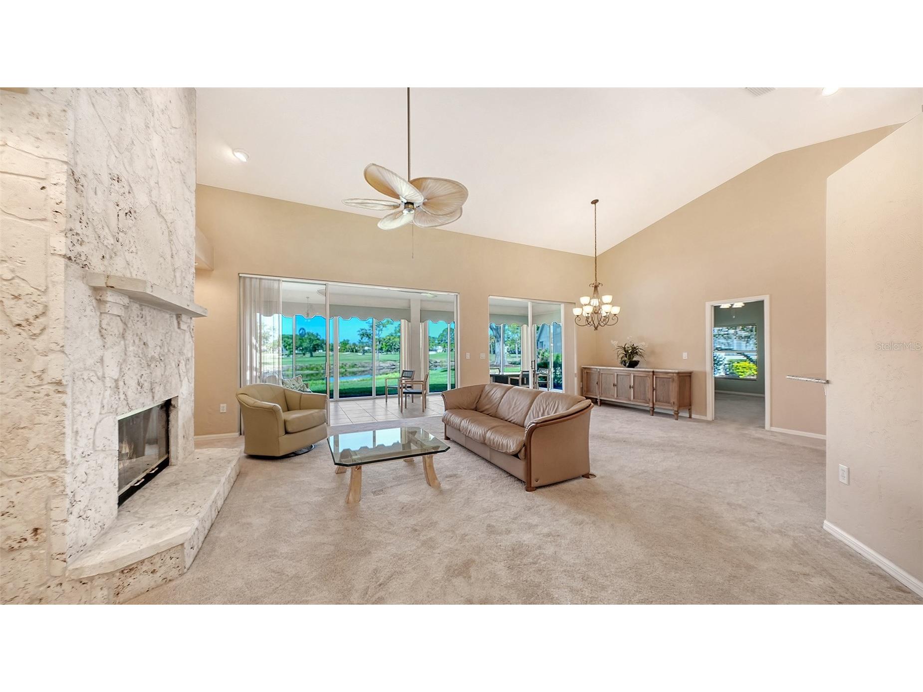 2869 Sandringham Place Sarasota FL 34235 A4691164 image9
