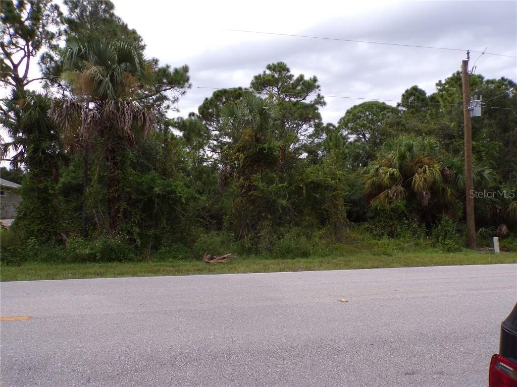 287 Ravenswood Boulevard Port Charlotte FL 33954 - PELLAM WATERWAY C7466370 image1