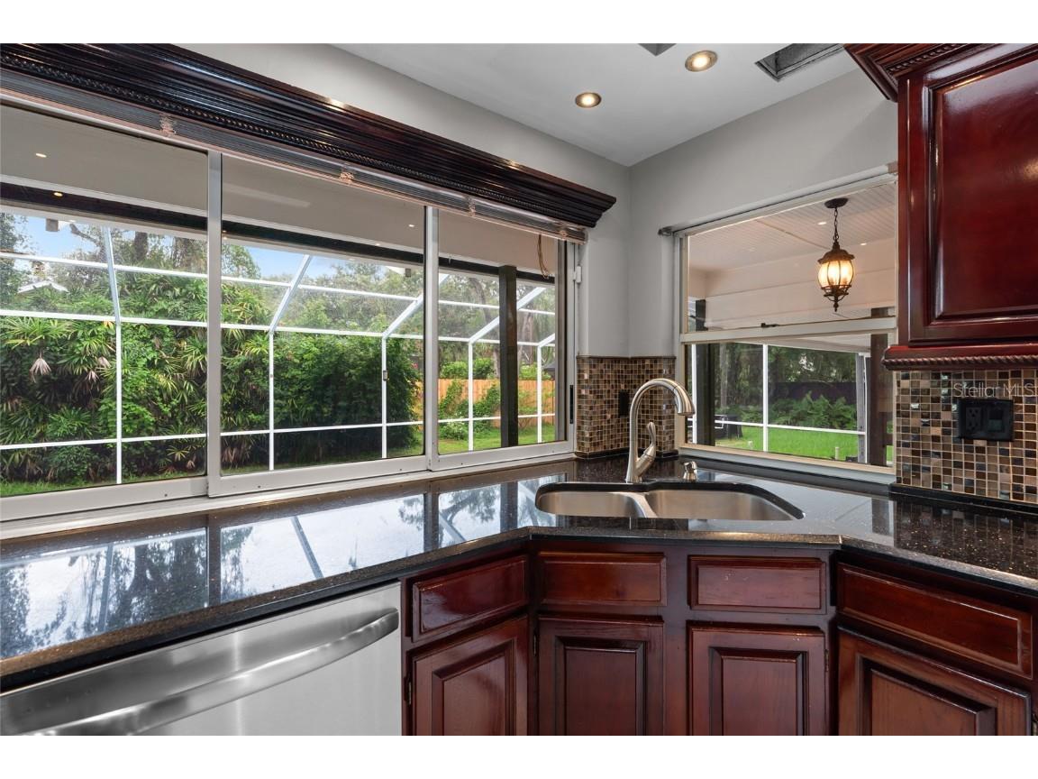 2872 Hammock Drive Plant City FL 33566 TB8419175 image14