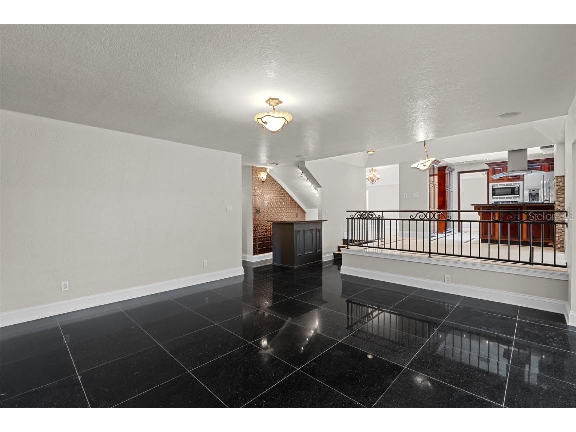 2872 Hammock Drive Plant City FL 33566 TB8419175 image19