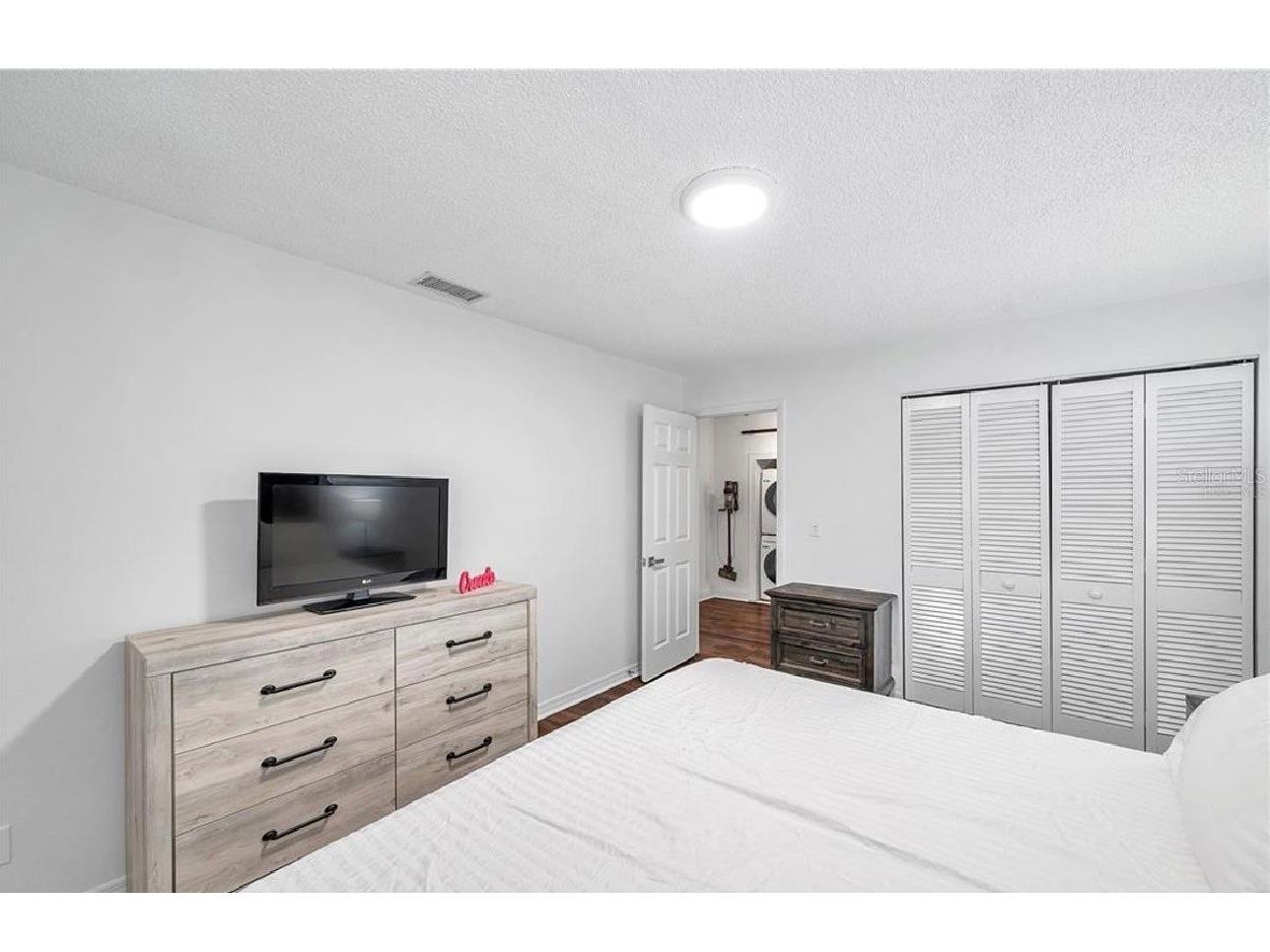 2873 Sarah Drive Clearwater FL 33759 TB8493221 image18