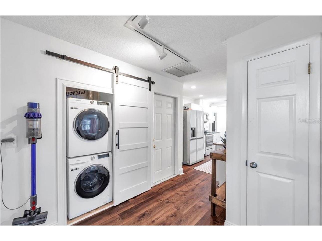 2873 Sarah Drive Clearwater FL 33759 TB8493221 image19