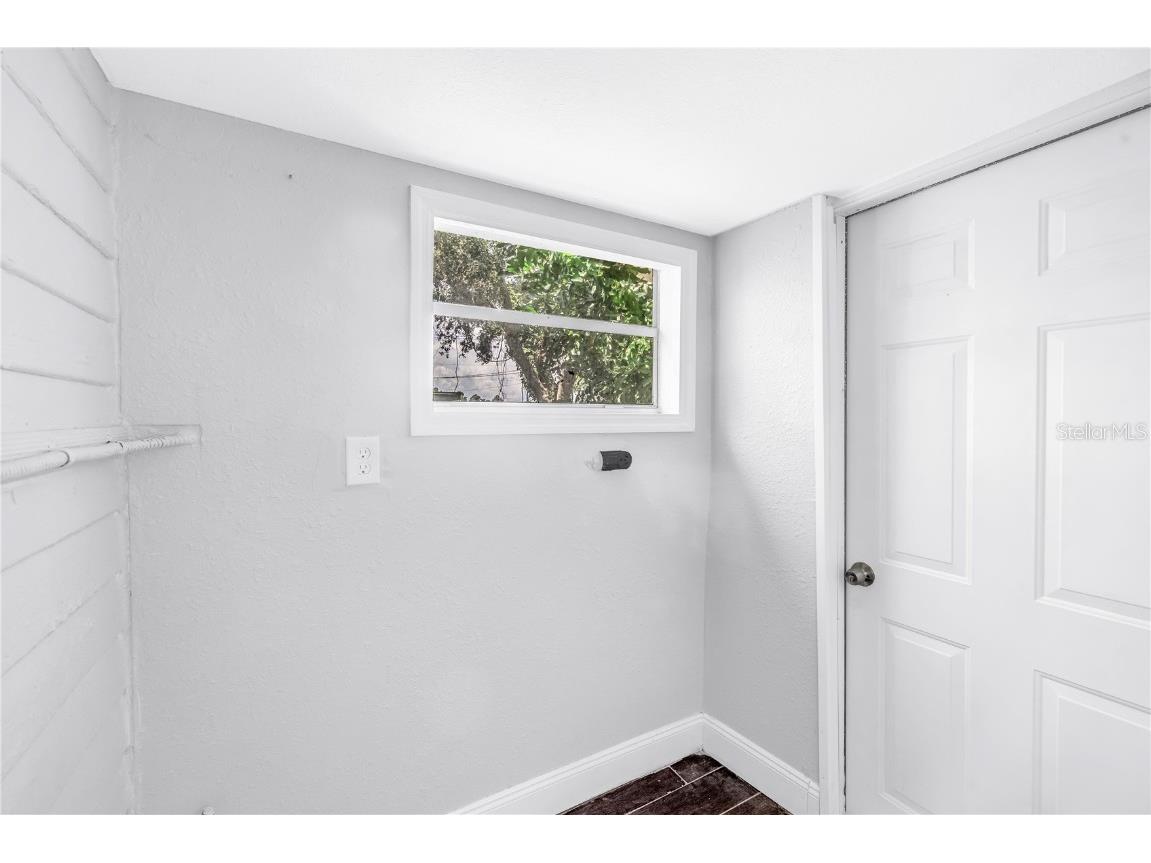 2875 13th Avenue N Saint Petersburg FL 33713 TB8416704 image17