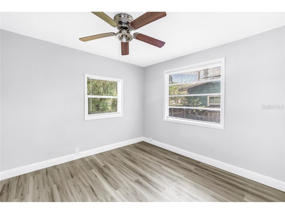 2875 13th Avenue N Saint Petersburg FL 33713 TB8416704 image20