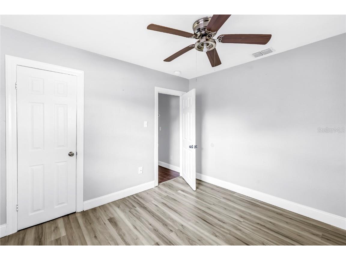 2875 13th Avenue N Saint Petersburg FL 33713 TB8416704 image21