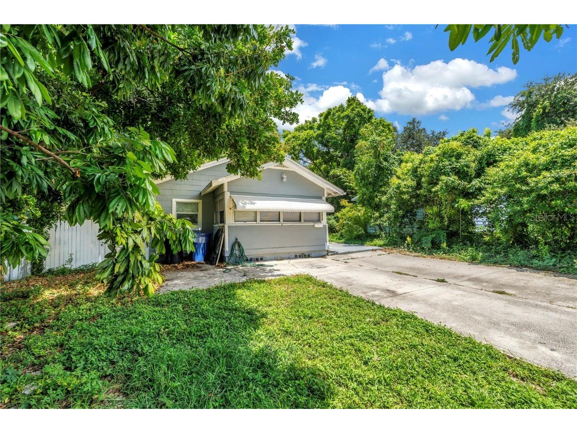 2875 13th Avenue N Saint Petersburg FL 33713 TB8416704 image3