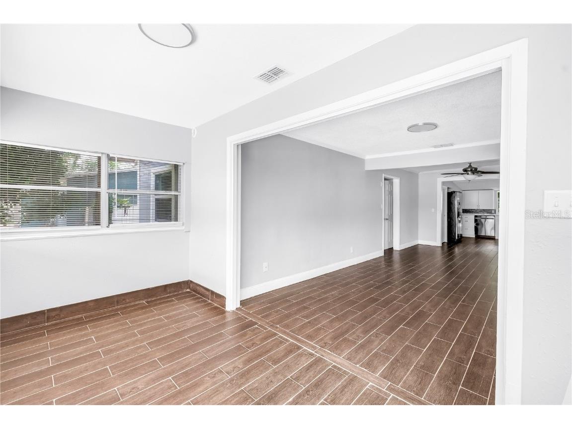 2875 13th Avenue N Saint Petersburg FL 33713 TB8416704 image7