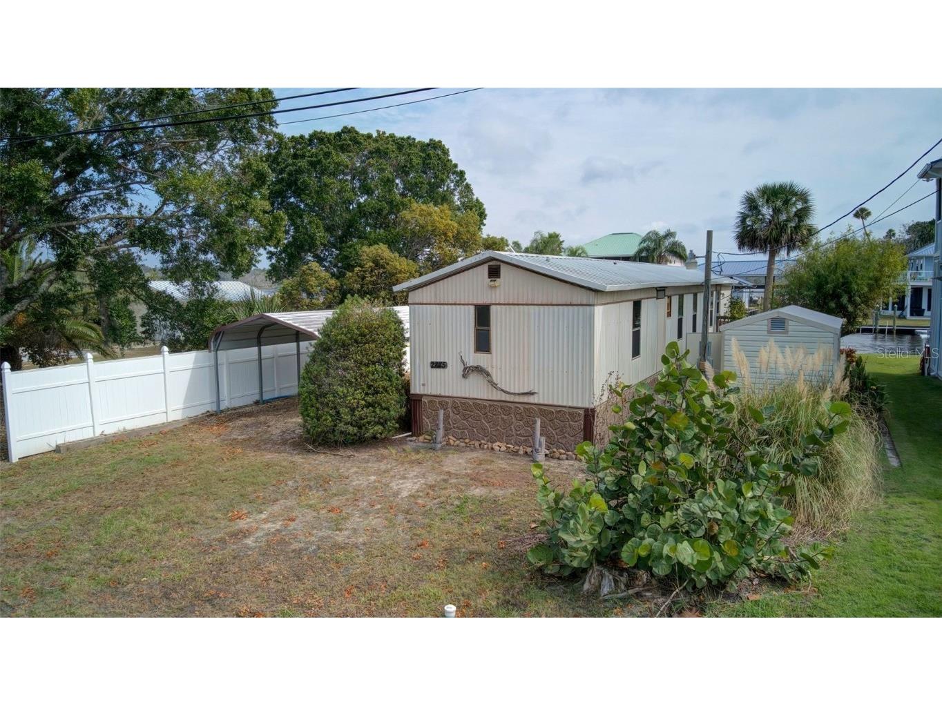 2875 N Seneca Point Crystal River FL 34429 W7869433 image1