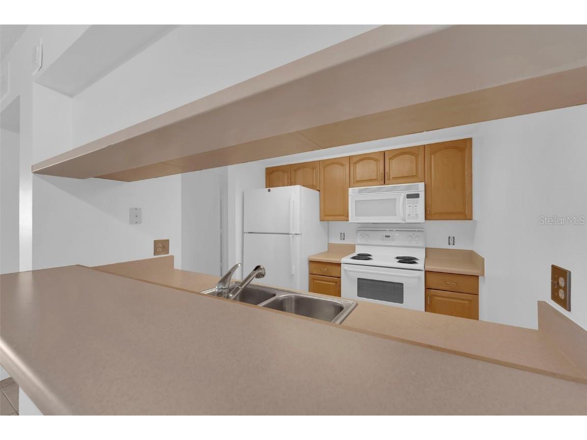 2875 Palm Beach Boulevard #205 Fort Myers FL 33916 C7517194 image7