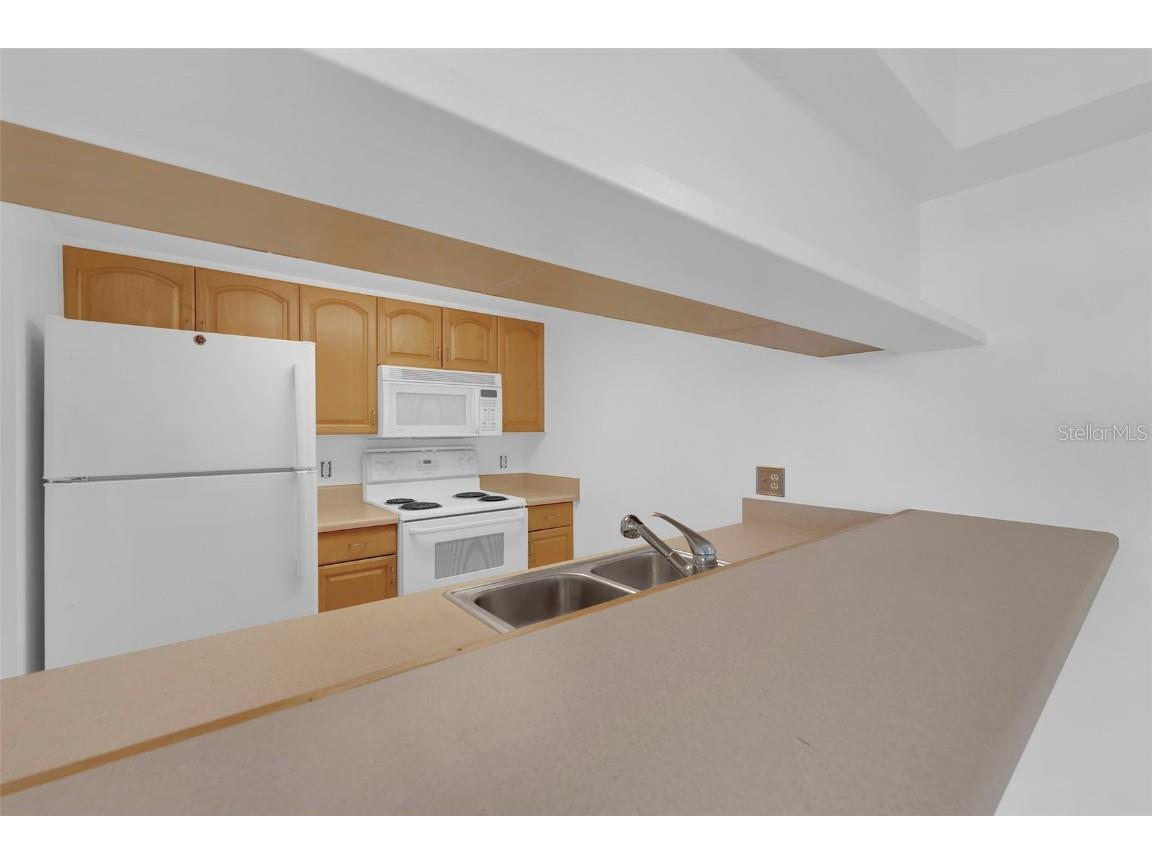 2875 Palm Beach Boulevard #205 Fort Myers FL 33916 C7517194 image8