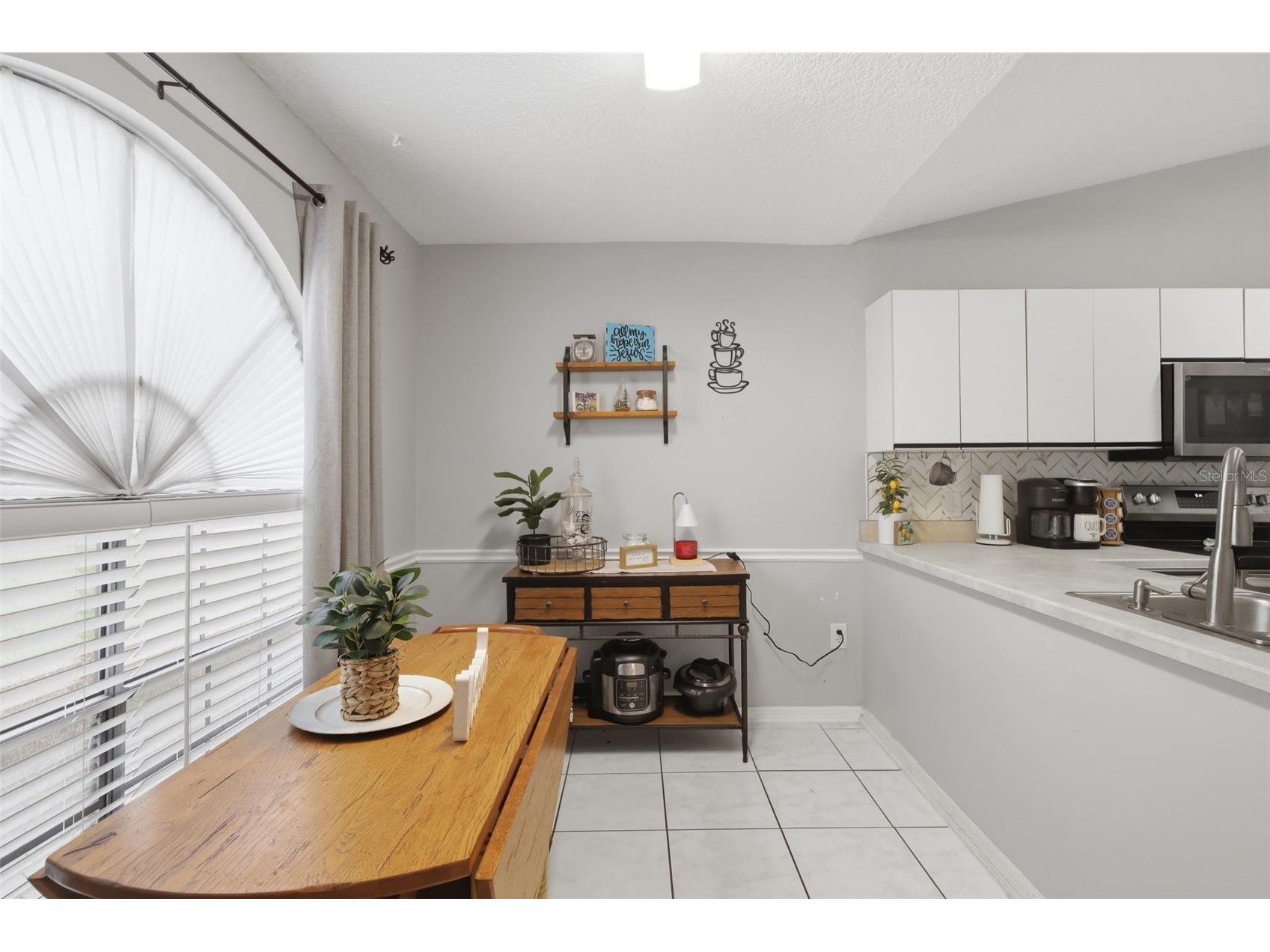 2876 Bardahl Court Deltona FL 32738 - LAKE LOUISE V4948367 image12