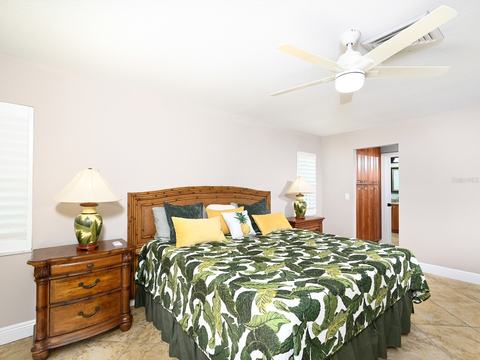 2876 Hardee Drive Sarasota FL 34231 - GULF GATE WOODS A4682244 image16