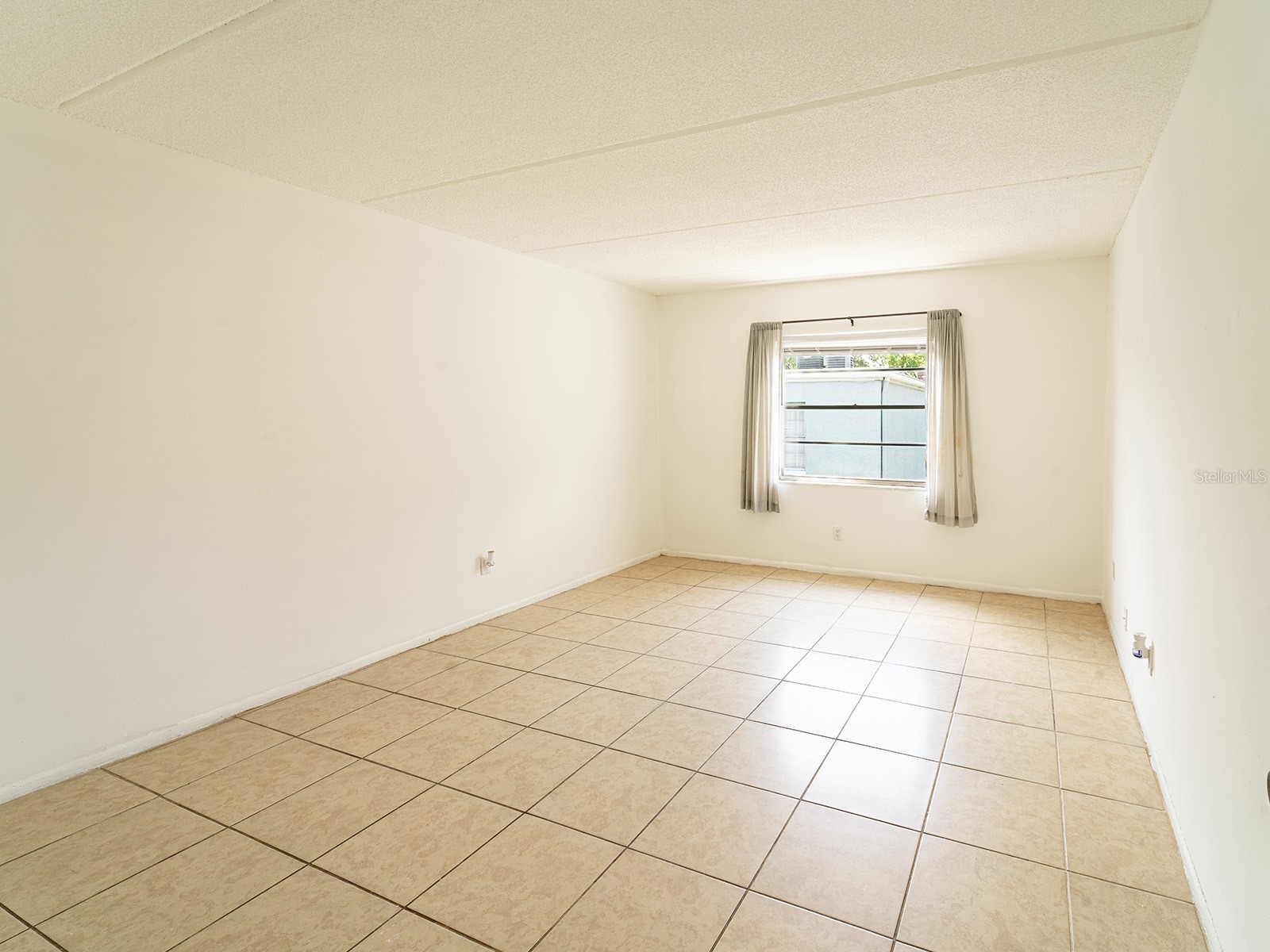 2876 Somerset Park Drive #201 Tampa FL 33613 TB8482044 image7