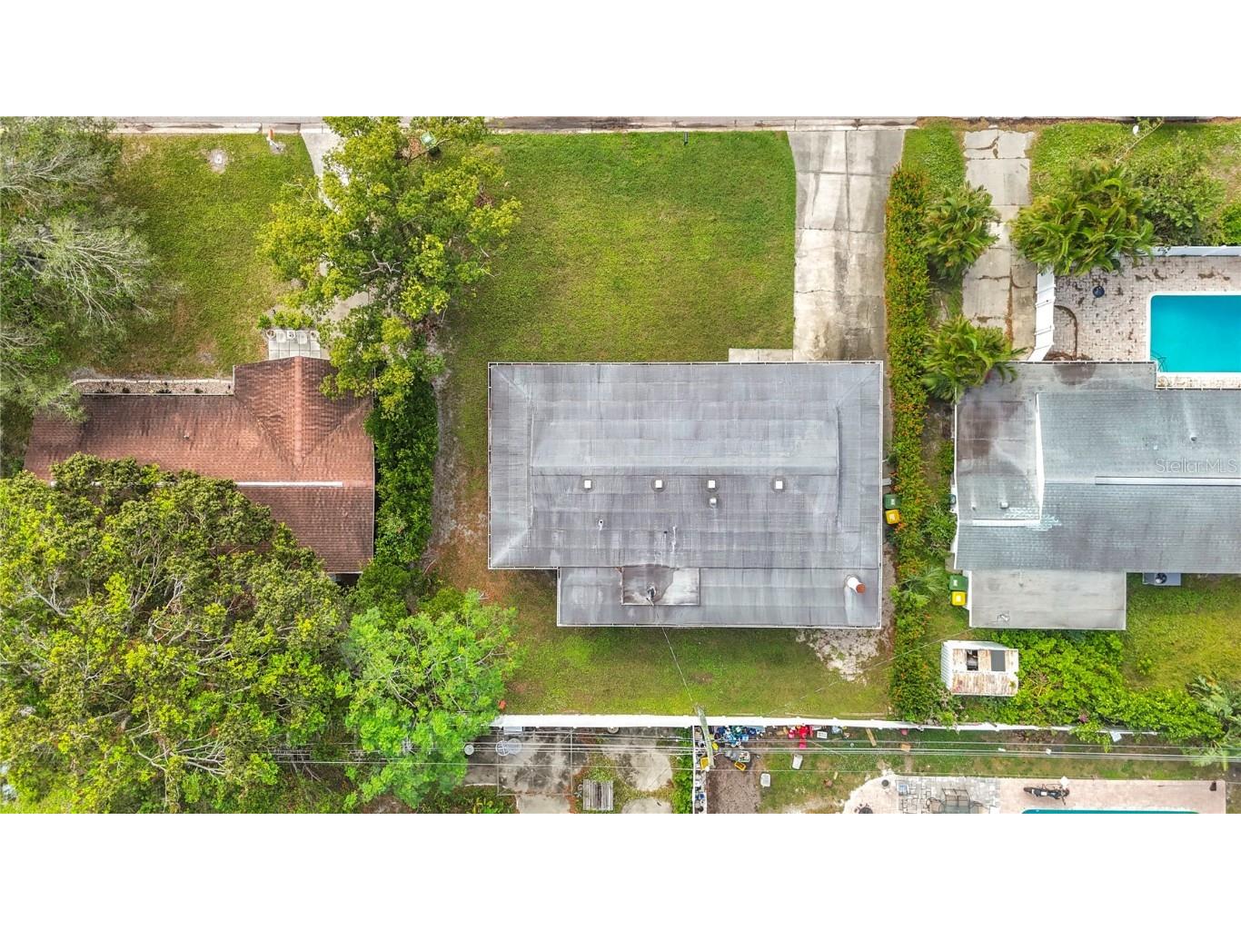 2877 Michigan Street Sarasota FL 34237 A4676851 image45