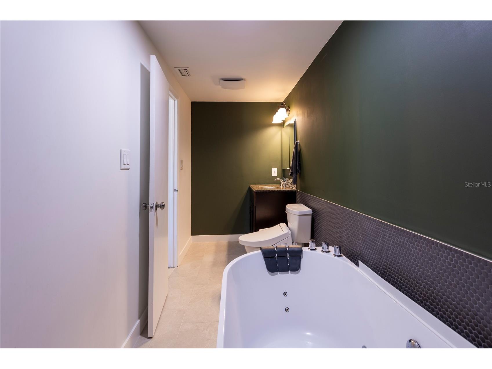 2877 Nutwood Street Clearwater FL 33759 TB8506548 image20