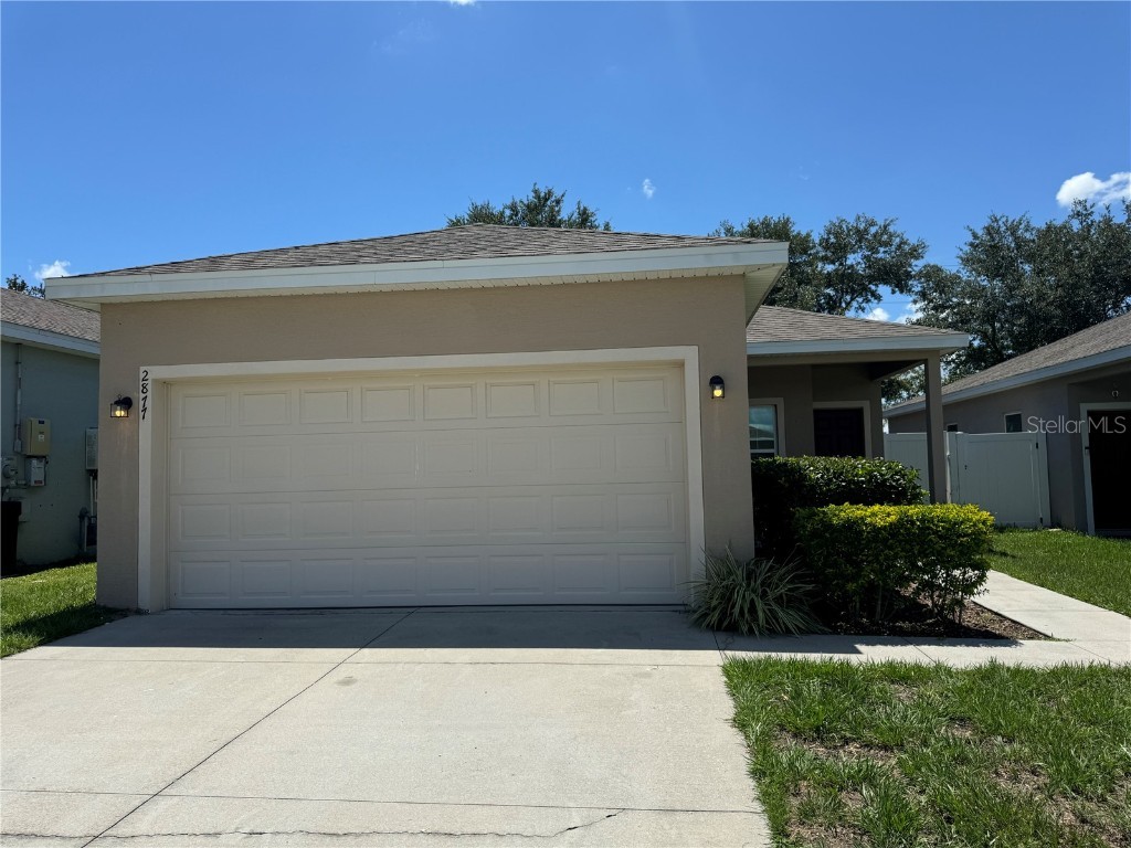 2877 Whispering Trails Drive Winter Haven FL 33884 O6219902 image1
