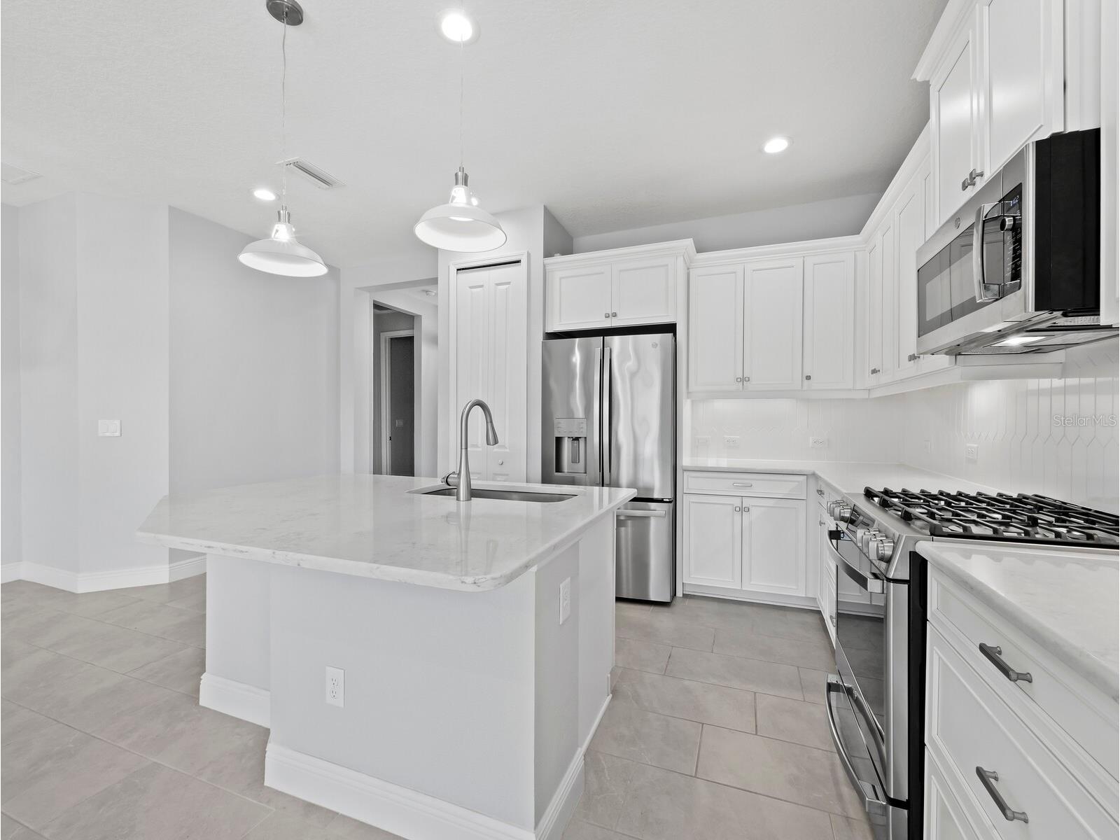 2878 Butterfly Jasmine Trail Sarasota FL 34240 A4691076 image24