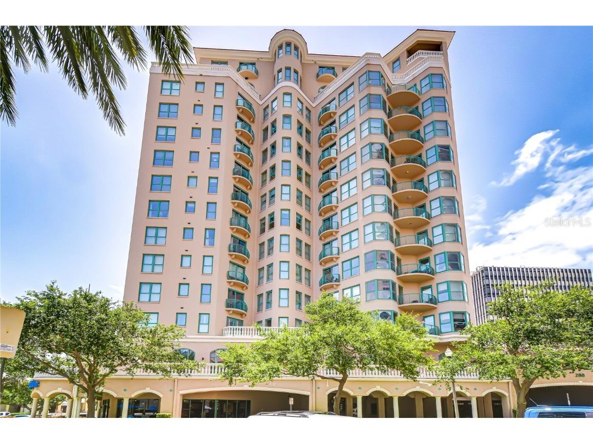 288 Beach Drive NE #12C Saint Petersburg FL 33701 - TAMPA BAY TB8401668 image1