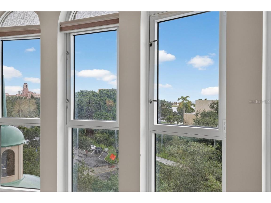 288 Beach Drive NE #4B Saint Petersburg FL 33701 TB8451501 image12