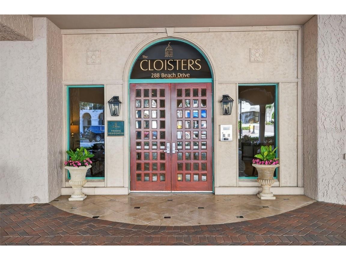 288 Beach Drive NE #4B Saint Petersburg FL 33701 TB8451501 image2