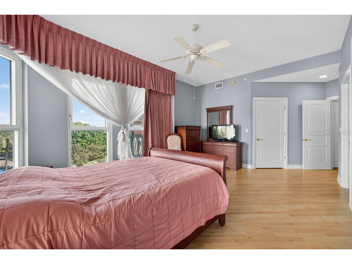 288 Beach Drive NE #4B Saint Petersburg FL 33701 TB8451501 image34