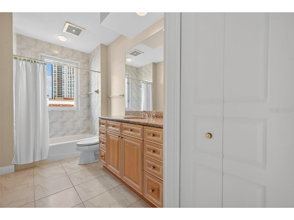 288 Beach Drive NE #4B Saint Petersburg FL 33701 TB8451501 image43