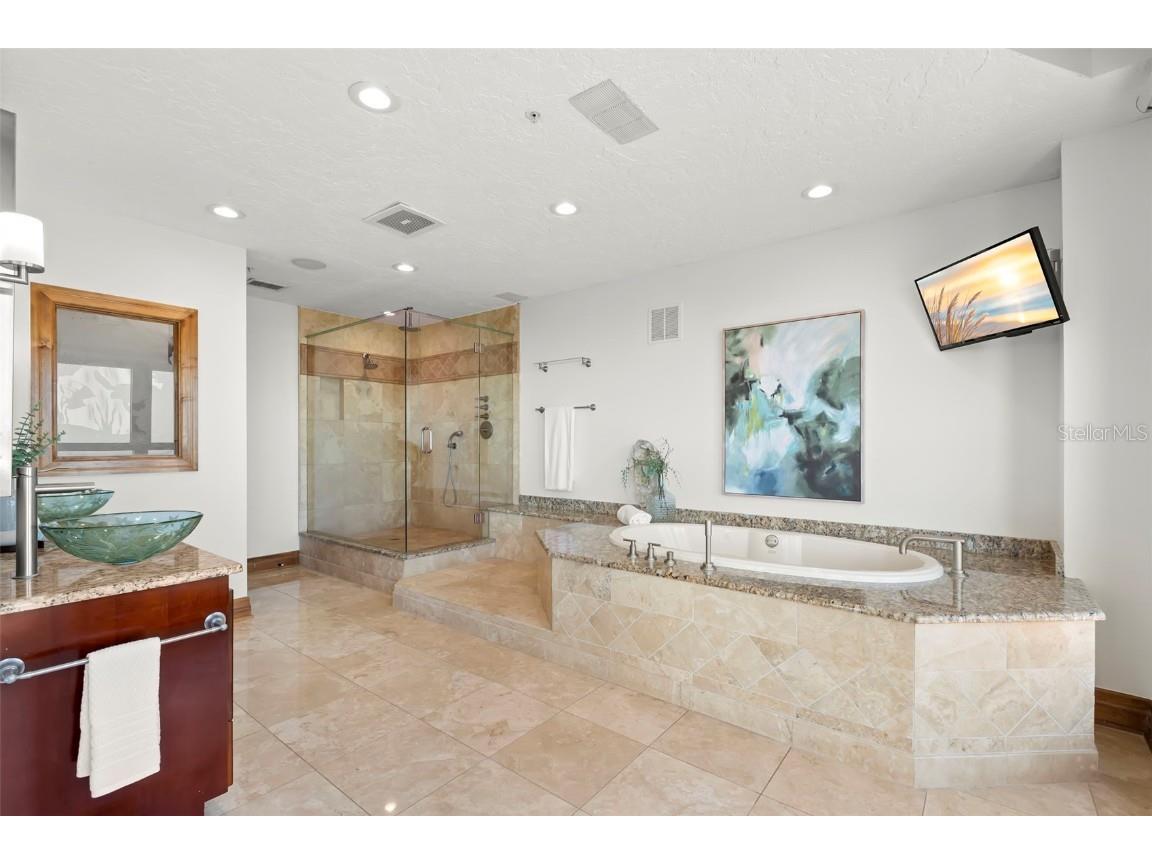 288 Beach Drive NE #PH-2A Saint Petersburg FL 33701 TB8440149 image56