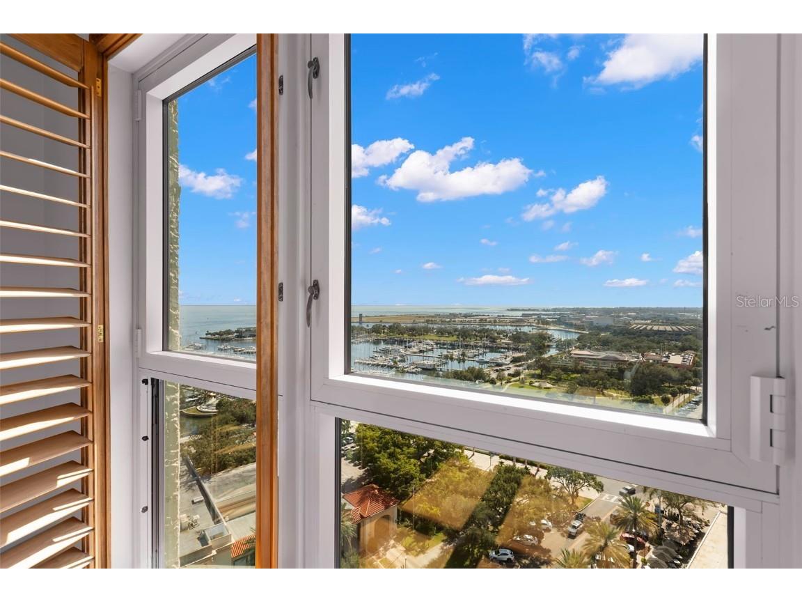 288 Beach Drive NE #PH-2A Saint Petersburg FL 33701 TB8440149 image62