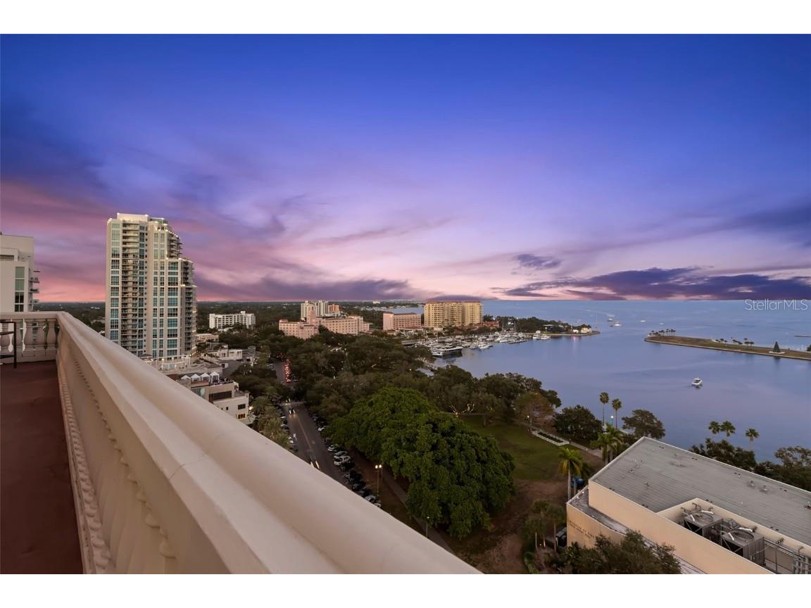 288 Beach Drive NE #PH-2A Saint Petersburg FL 33701 TB8440149 image76