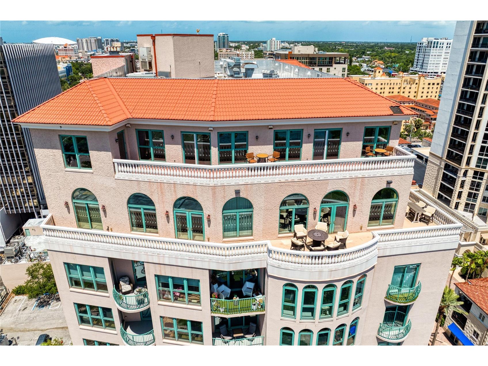 288 Beach Drive NE #PH-2A Saint Petersburg FL 33701 TB8516539 image5