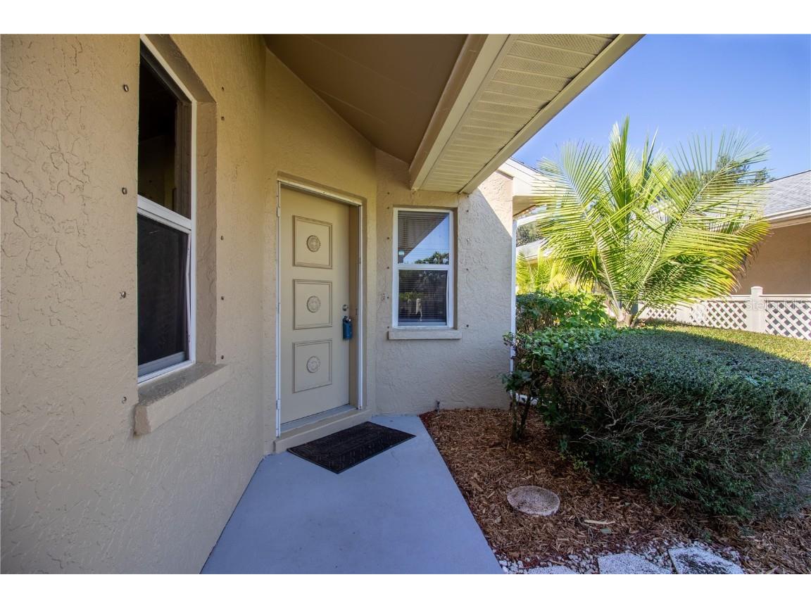 288 Chartley Court N Sarasota FL 34232 A4584977 image1