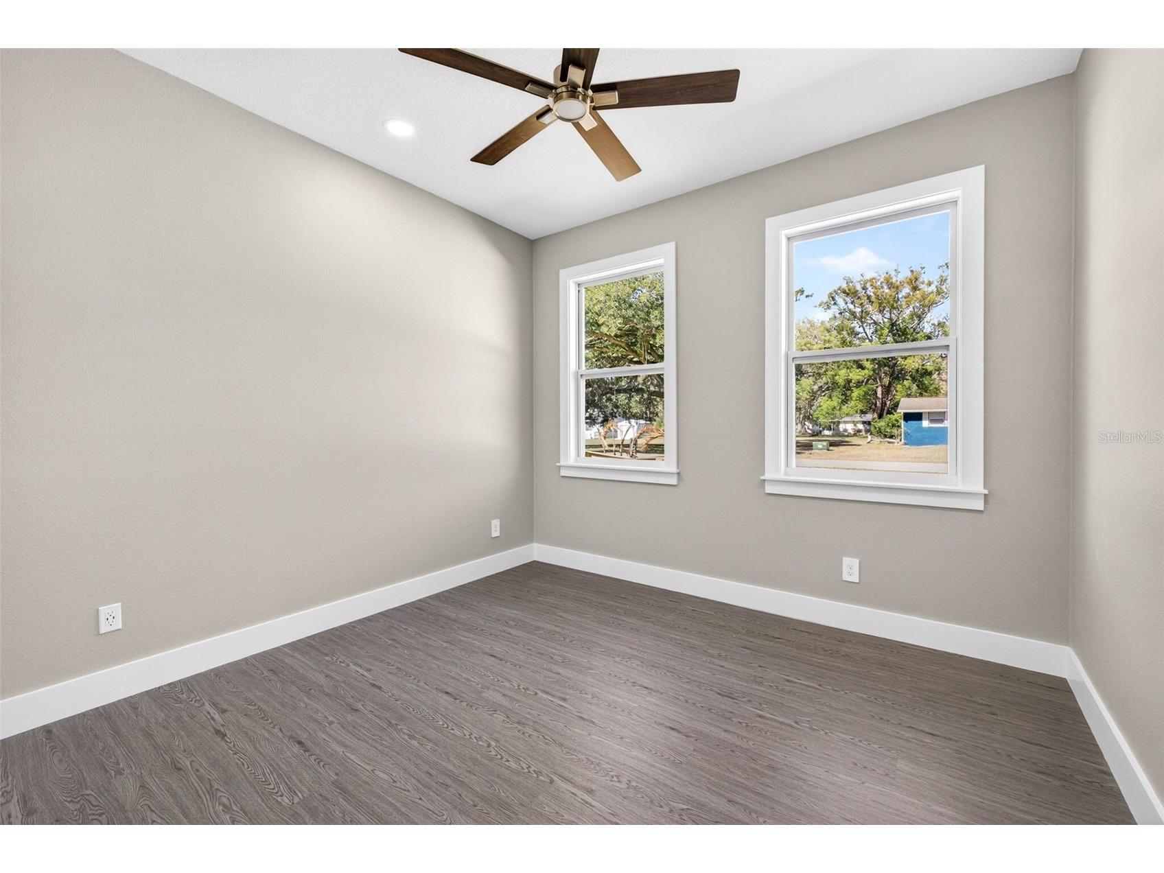 288 Roosevelt Avenue Masaryktown FL 34604 TB8478272 image25