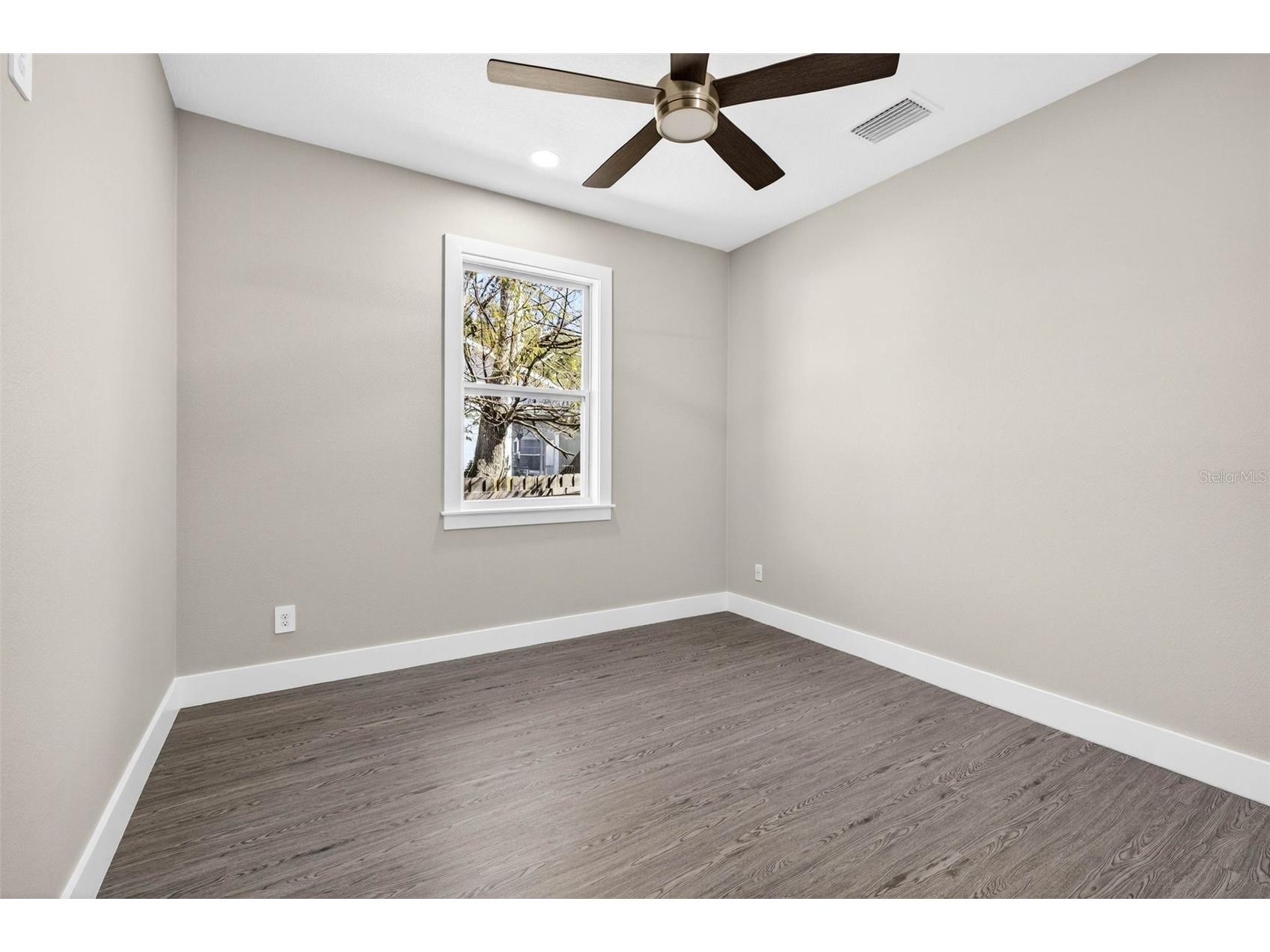 288 Roosevelt Avenue Masaryktown FL 34604 TB8478272 image28