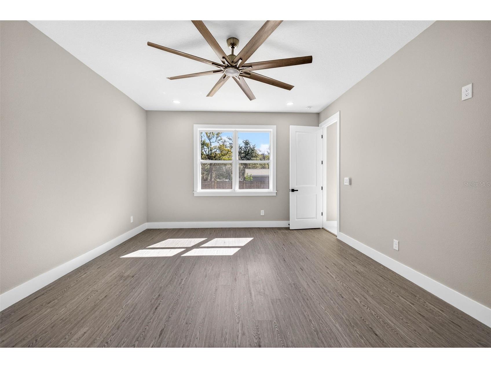 288 Roosevelt Avenue Masaryktown FL 34604 TB8478272 image38