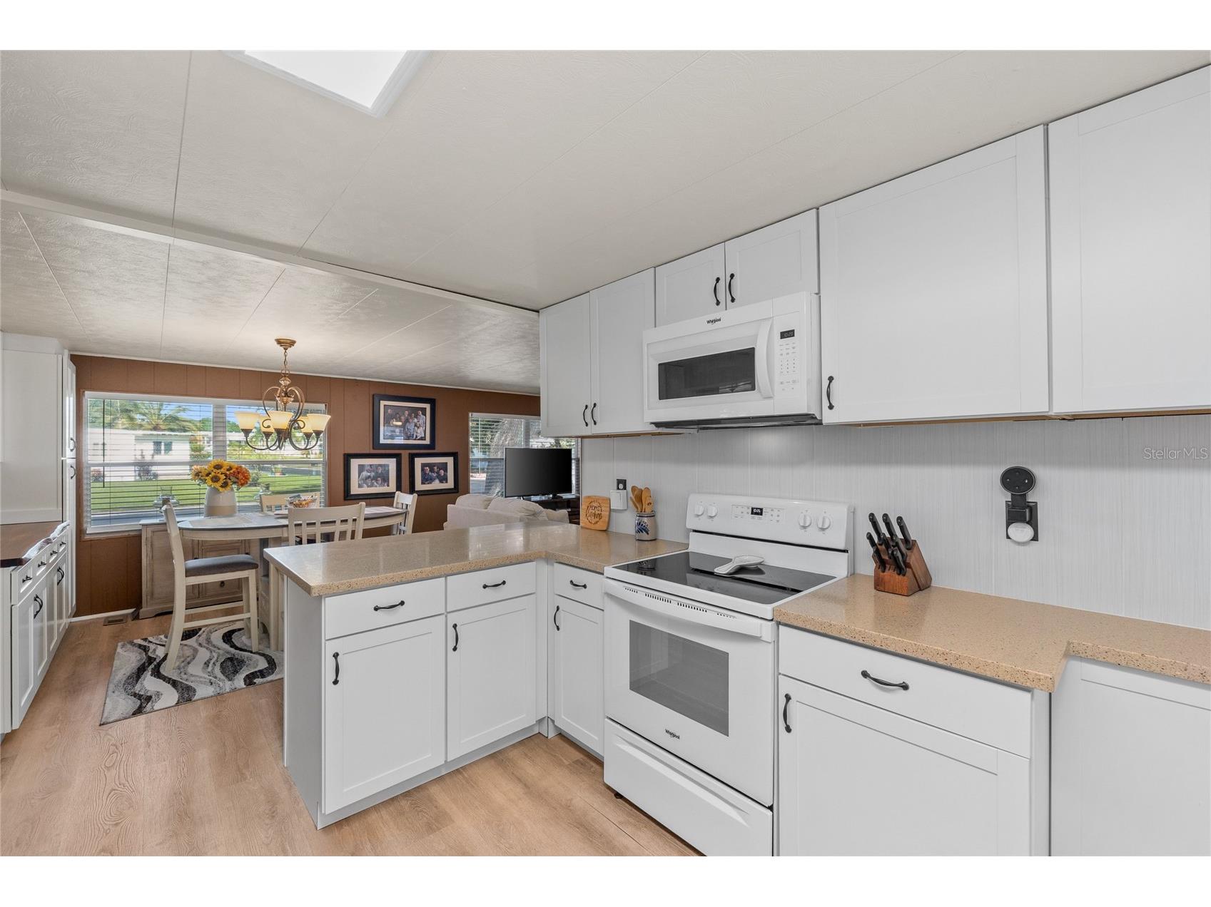 288 Salem Avenue #3 Palm Harbor FL 34684 - LAKE TARPON TB8433132 image2