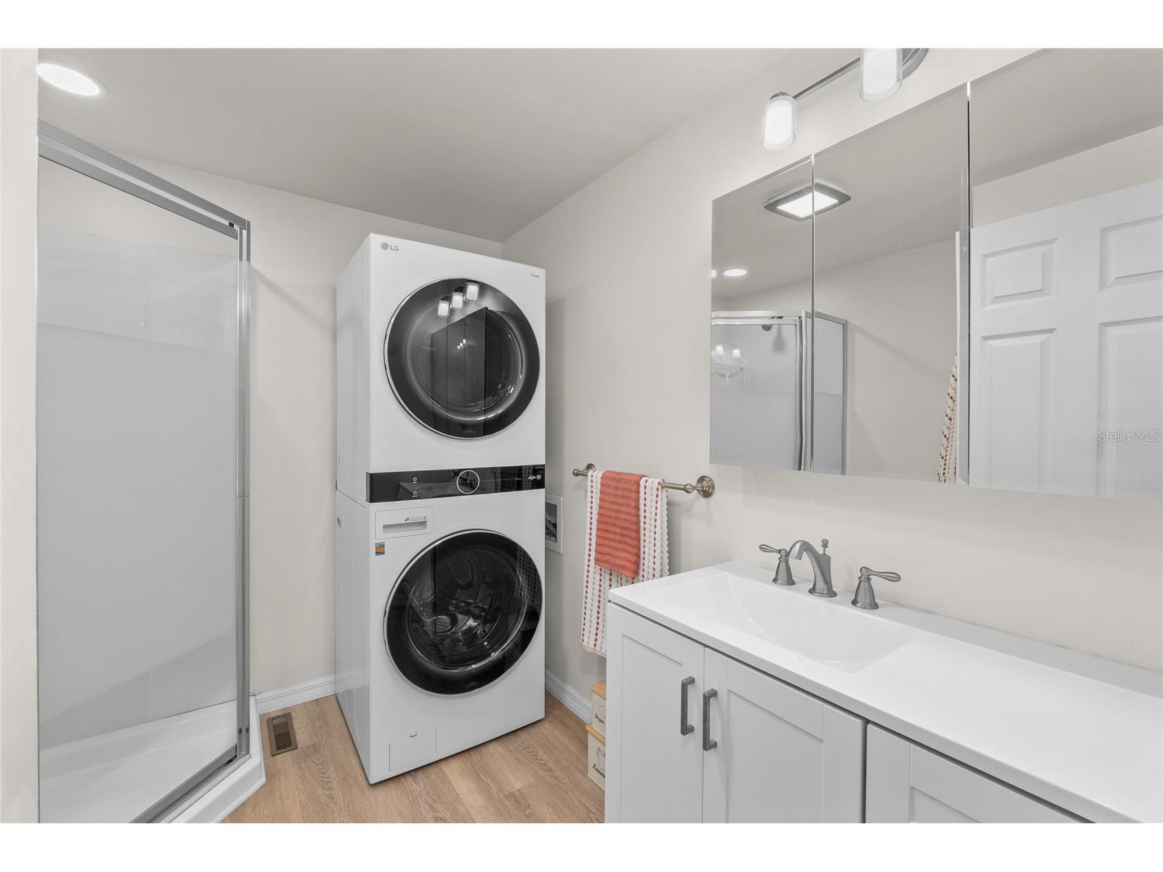 288 Salem Avenue #3 Palm Harbor FL 34684 - LAKE TARPON TB8433132 image5