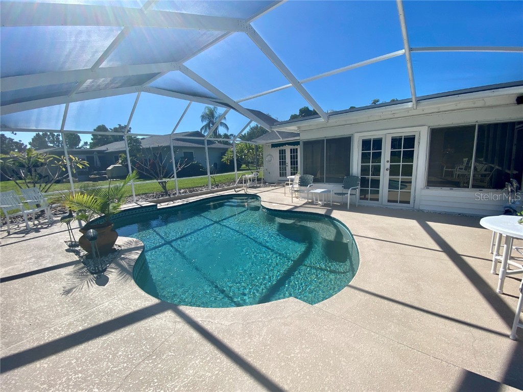 2880 Doone Circle Palm Harbor FL 34684 - LAKE TARPON TB8440375 image2