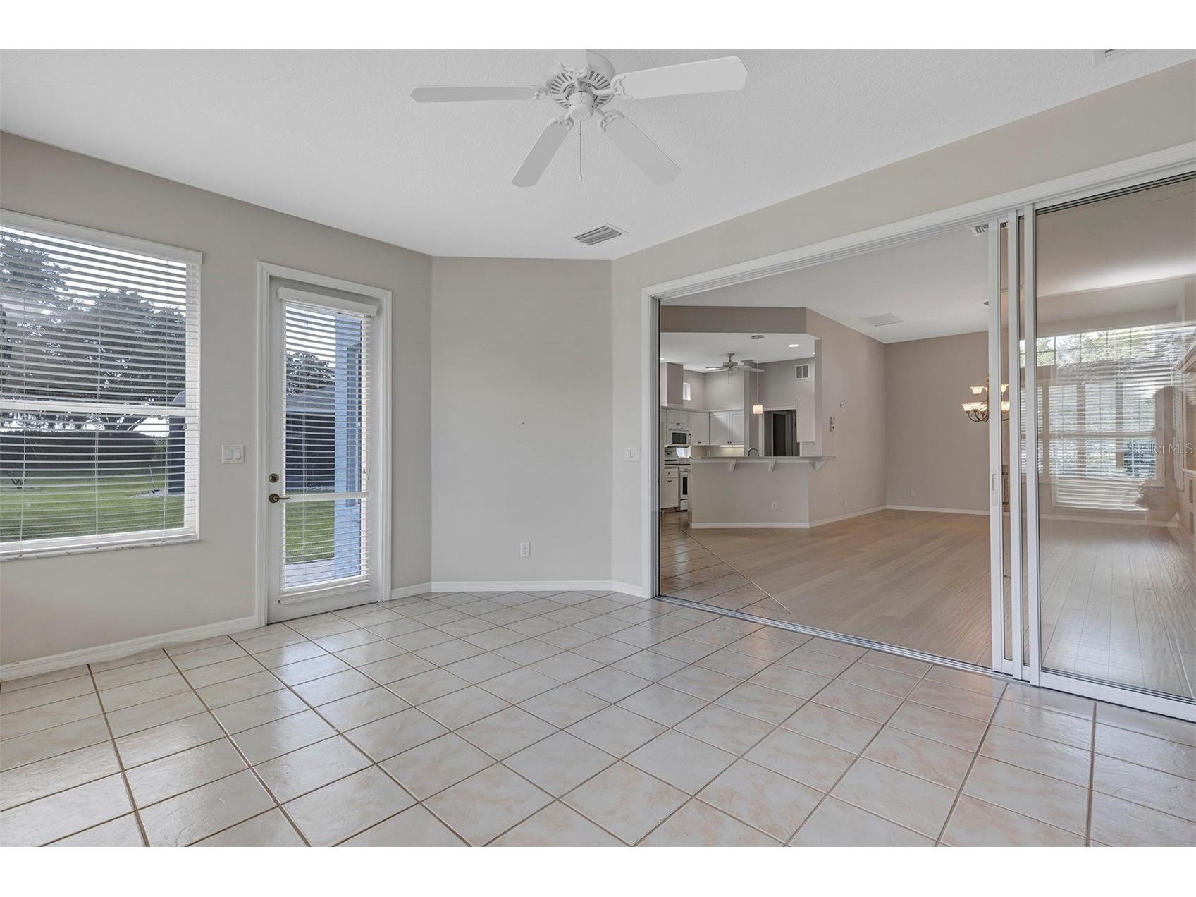 2880 Mediterranean Loop Tavares FL 32778 - HARRIS CHAIN OF LAKES V4949237 image13