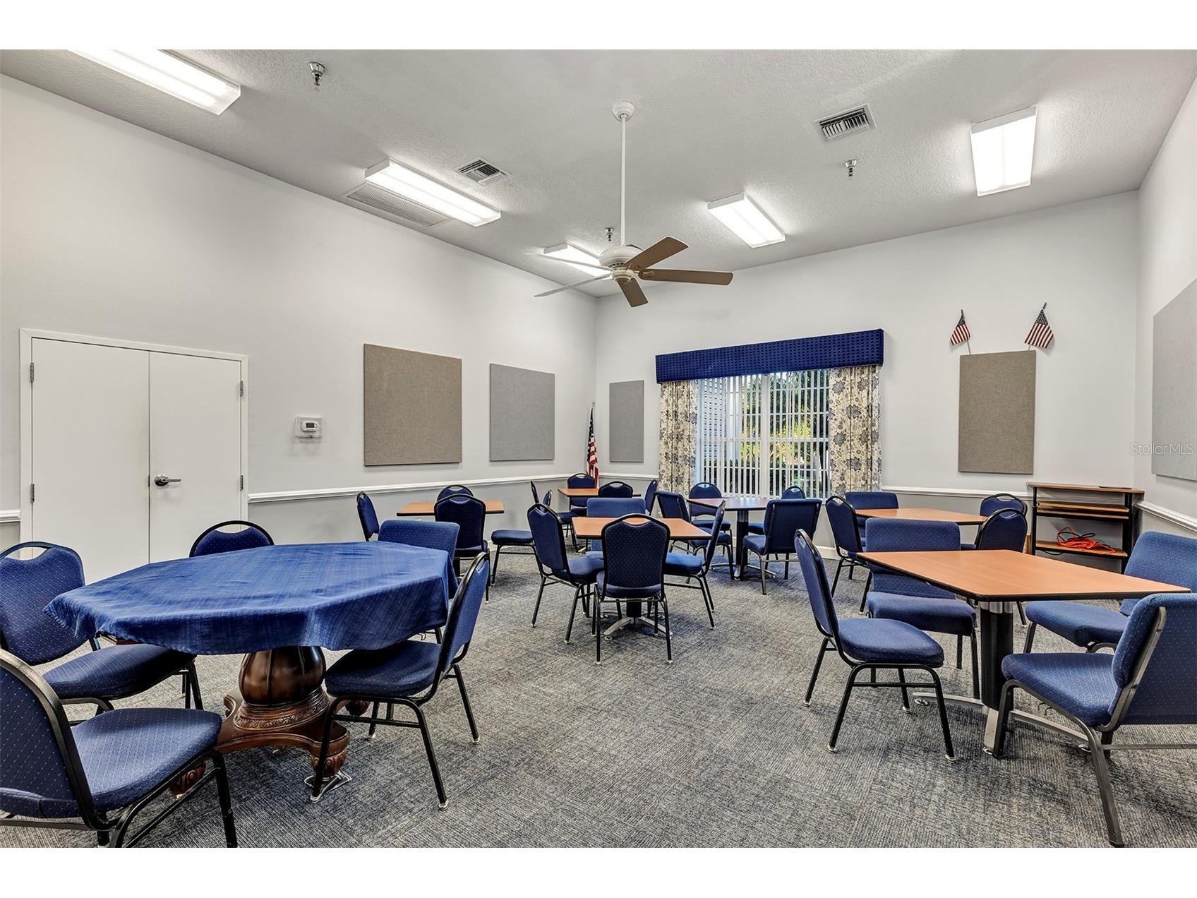 2880 Mediterranean Loop Tavares FL 32778 - HARRIS CHAIN OF LAKES V4949237 image47