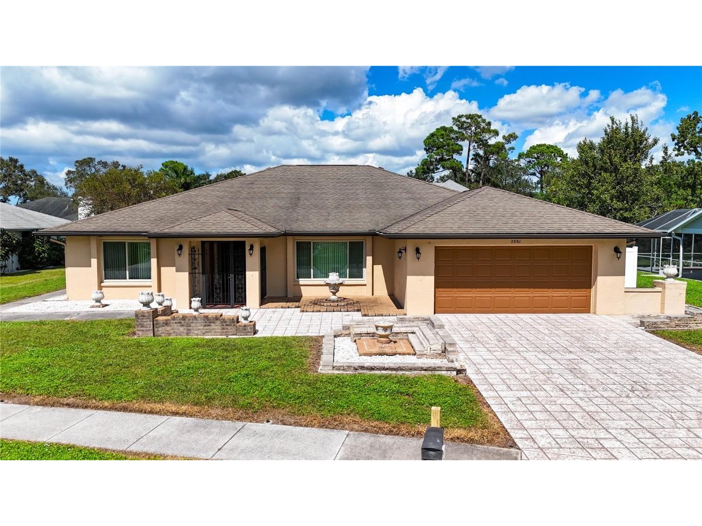 2881 48th Way E Bradenton FL 34203 A4625176 image1