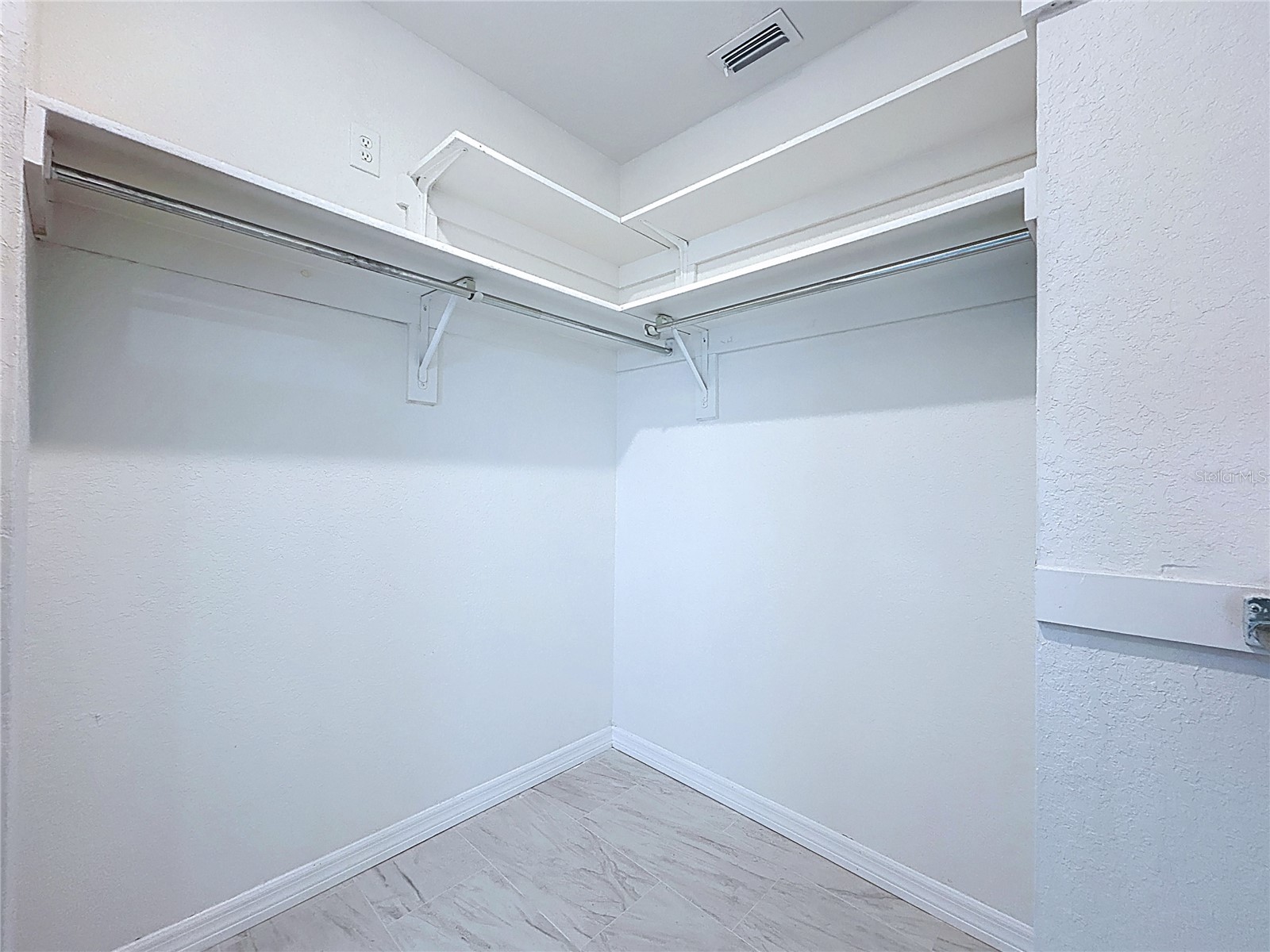 2881 Hammock Drive Plant City FL 33566 TB8485705 image54