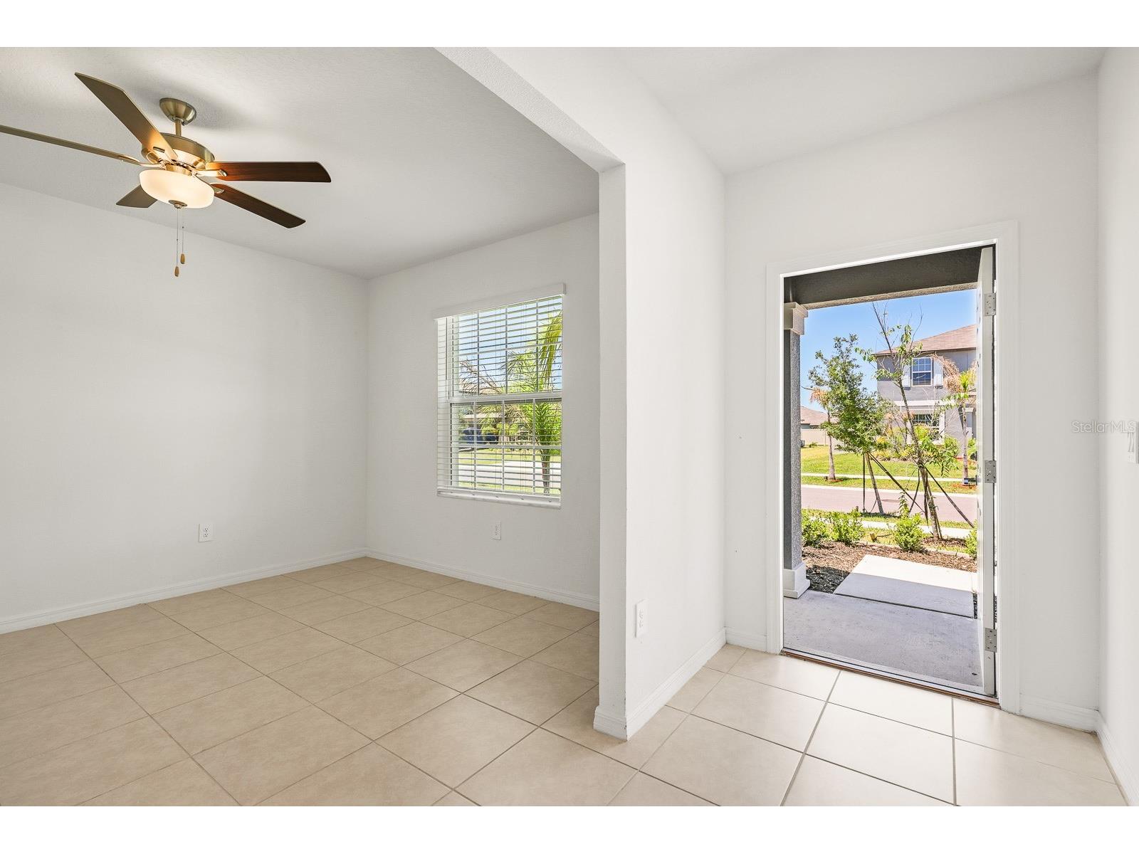 2881 Silver Scallop Loop Wimauma FL 33598 TB8505430 image4