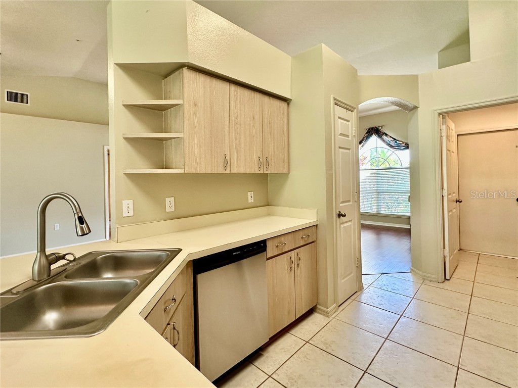 28820 Stormcloud Pass Wesley Chapel FL 33543 TB8453417 image10