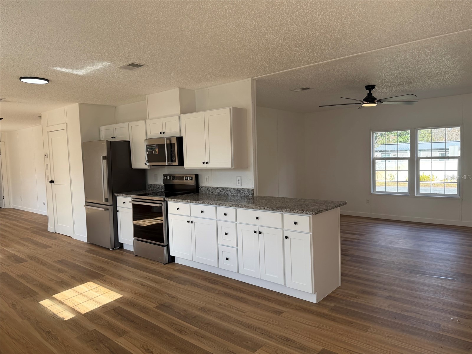 28834 Hubbard Street Leesburg FL 34748 TB8469694 image10