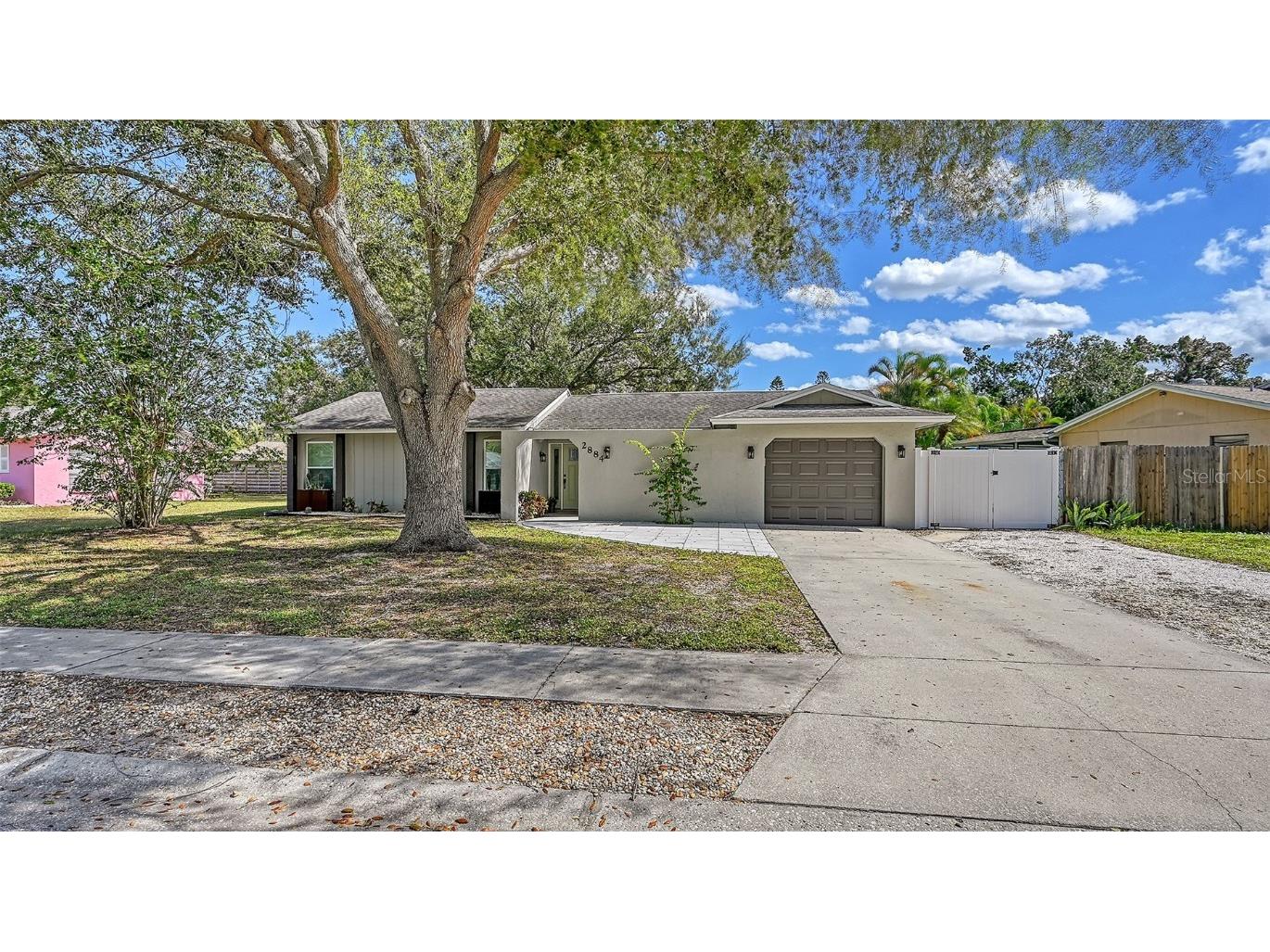 2884 Indianwood Drive Sarasota FL 34232 A4586150 image1