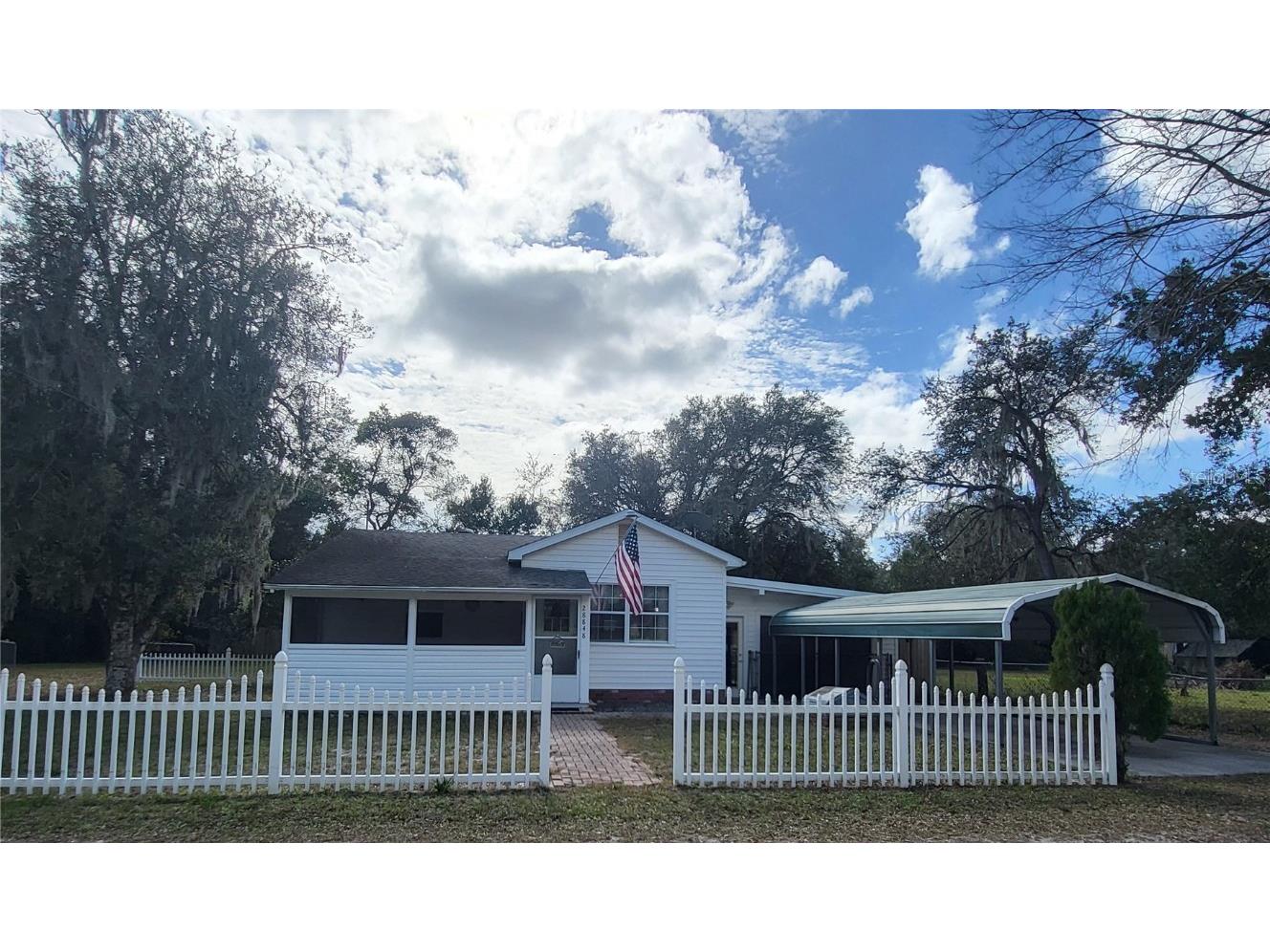 28848 Holly Avenue Paisley FL 32767 V4934298 image1