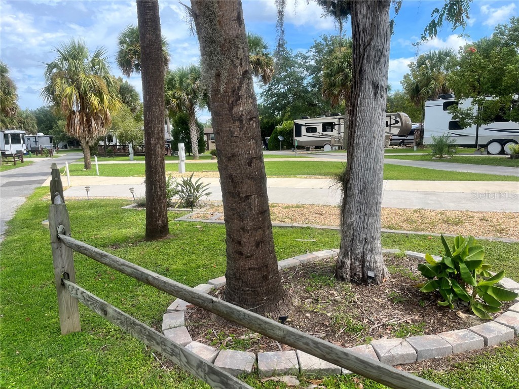 2888 NE 102nd Terrace Silver Springs FL 34488 - LAKE OCKLAWAHA O6229503 image5