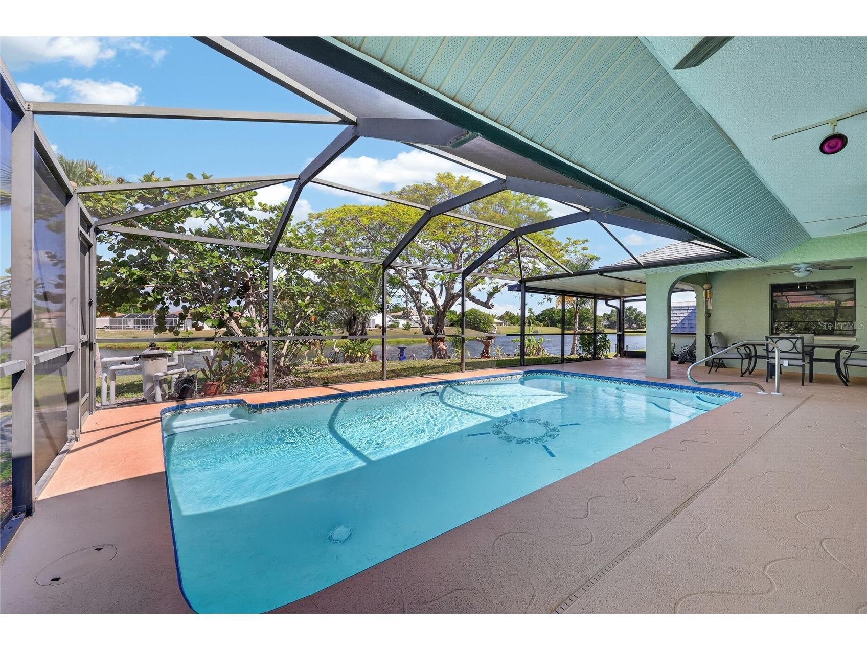 289 Macarthur Drive Port Charlotte FL 33954 C7525250 image3
